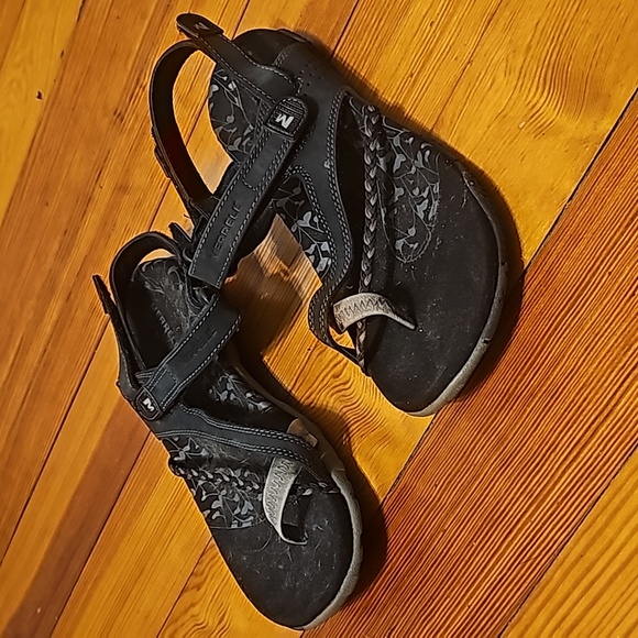 Merrell sandals - Picture 2 of 5